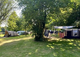 La Grosse Talle in Sepvret, Frankrijk camping La Grosse Talle 40plusteens