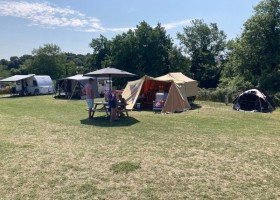 Camping il Tramonto in Le Marche Italie camping tenten Camping il Tramonto 40plusteens