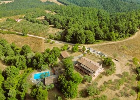Pian della Bandina in Umbrie, Italie van bovenaf Pian della Bandina 40plusteens