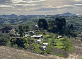 Agriturismo Il Masso in Le Marche Italie overzicht Agriturismo Camping Il Masso 40plusteens
