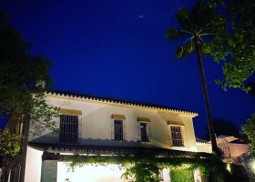 Hotel Molino in Guaro, Andalusie, Spanje in het donker El Molino Santisteban 40plusteens