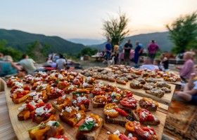 Novanta in Toscane, Italie apericena 2 Novanta 40plusteens