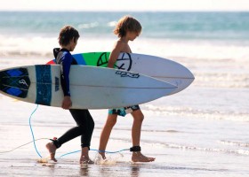 Nexo Surfhouse in Andalusie, Spanje All-In-Junior NEXO Surfhouse 40plusteens