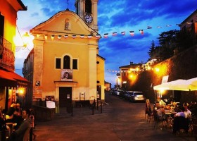 Casa in Bocca al Lupo in Piemonte, Italie gezellig pleintje Casa in Bocca al Lupo 40plusteens