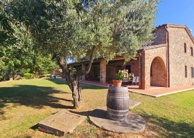 Pian della Bandina in Umbrie, Italie appartementen buiten Pian della Bandina 40plusteens