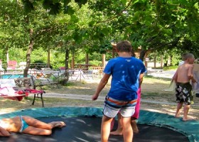 Casa Tartufo in Le Marche, Italie breed trampoline Casa Tartufo 40plusteens