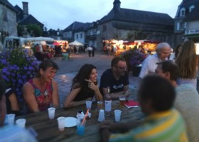 Les Renardieres in de Limousin, Frankrijk gezelligheid in dorp Les Renardières 40plusteens