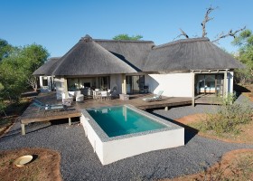 Homes of Africa in Hoedspruit, Zuid-Afrika veel giraffen (16) Homes of Africa vakantiehuizen 40plusteens