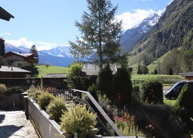 Bergmoment in Rauris, Oostenrijk uitzicht Bergmoment 40plusteens