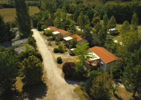 Camping des Arcades in de Lot, Frankrijk huisjes Camping des Arcades 40plusteens