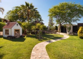 La Casita Vakantiehuizen La Granja di Antonio in Andalusie, Spanje mooie tuin Glamping op La Granja de Antonio 40plusteens