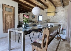 Villa Lafage in de Dordogne, Frankrijk Loft Lafage_kitchen x Villa Lafage 40plusteens