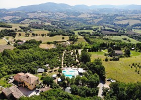 Casa Tartufo in Le Marche, Italie overzicht Casa Tartufo 40plusteens