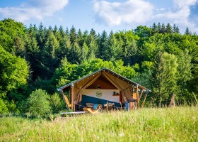 Glamping Auvergne Frankrijk 4. L'Europe Glamping Auvergne 40plusteens