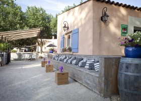La Vallee Verte loungehoek.jpg Camping La Vallée Verte 40plusteens