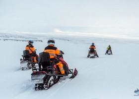 Travelnauts rondreis ijsland-sneeuwscooter Vulkanen, fjorden, walvissen en gletsjers op IJsland 40plusteens